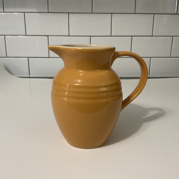 Original Le Creuset Stoneware Tan Colour Pitcher Jug - Picture 2 of 7